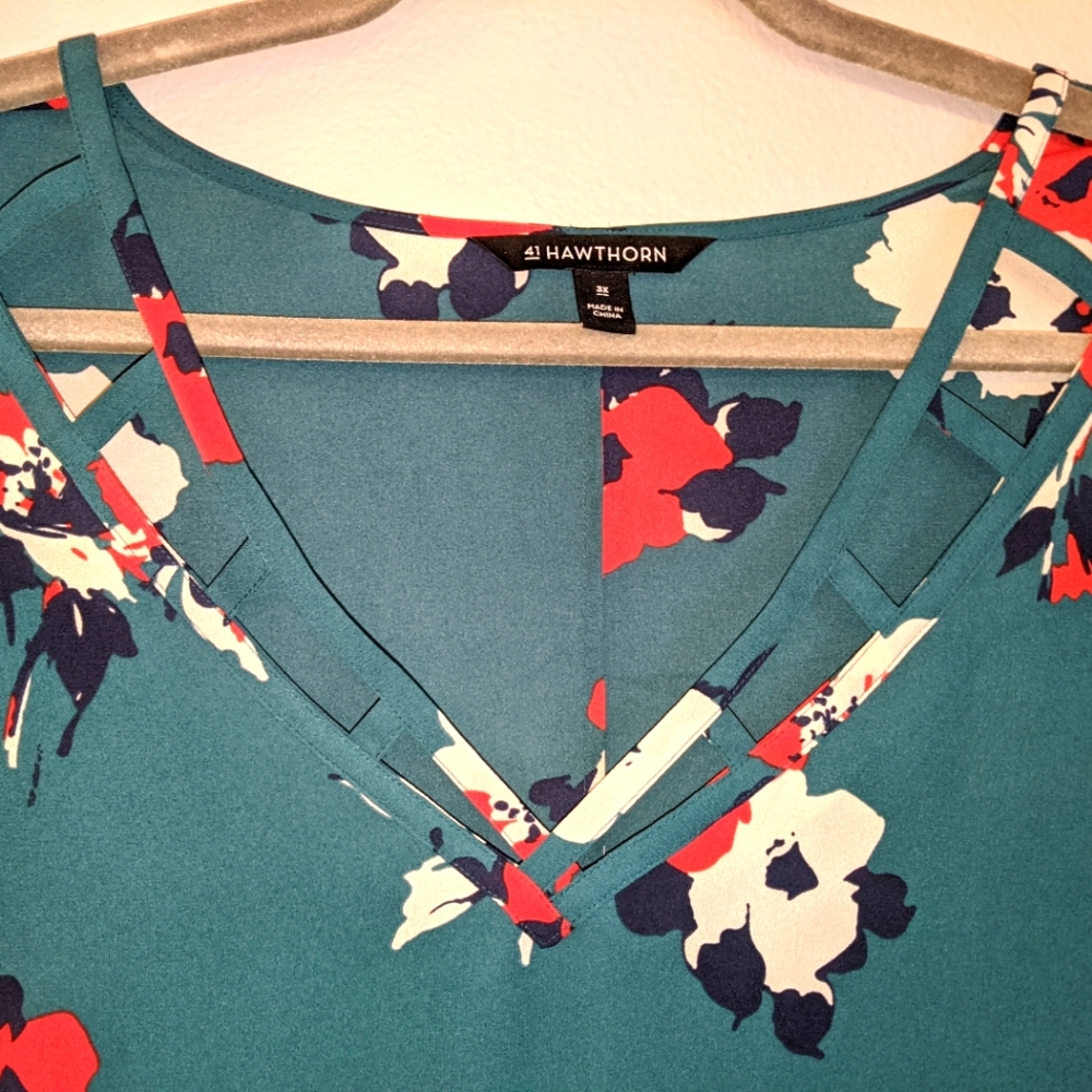 Women's 3X, 41 Hawthorn, floral, sleeveless blouse